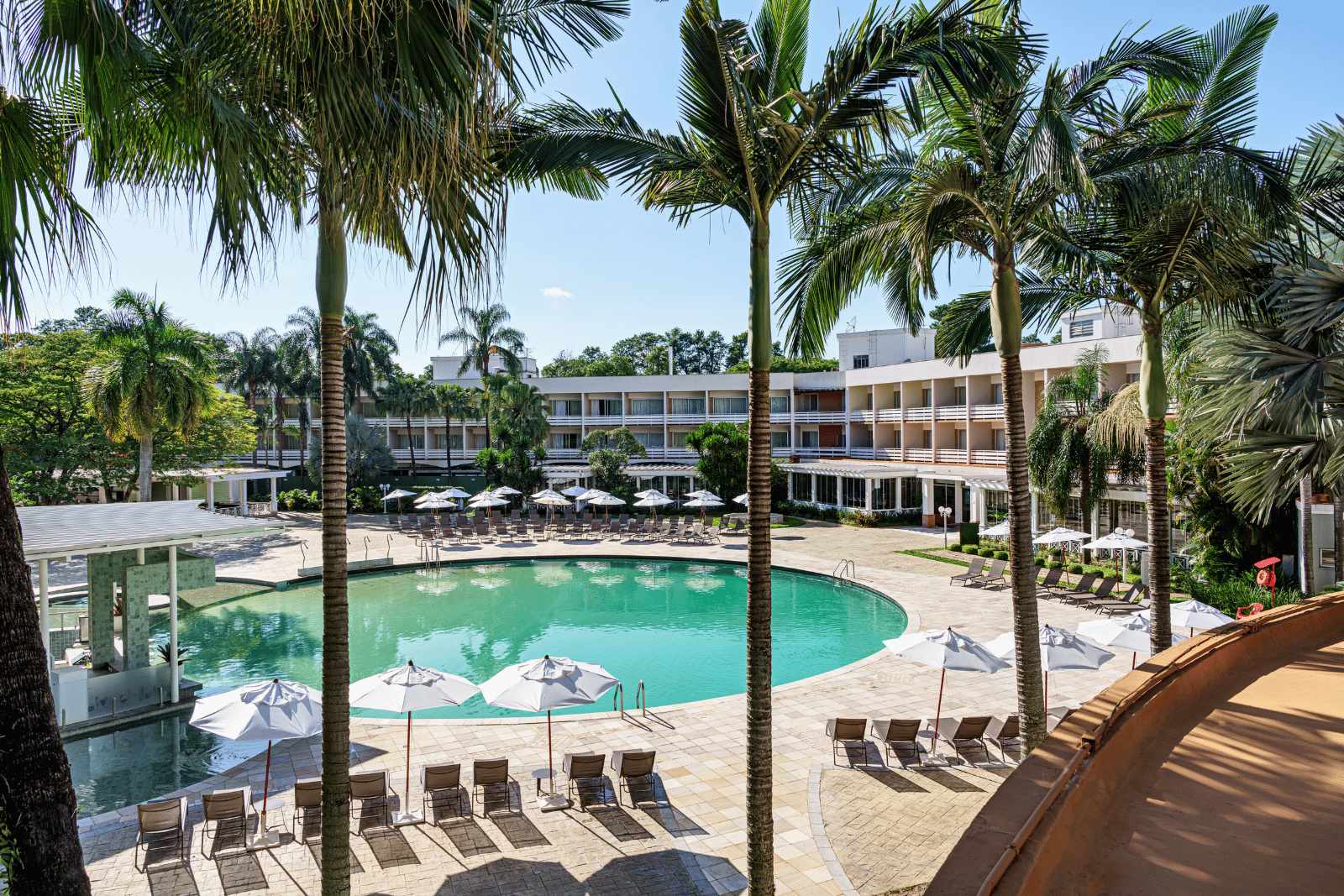Grand Pool